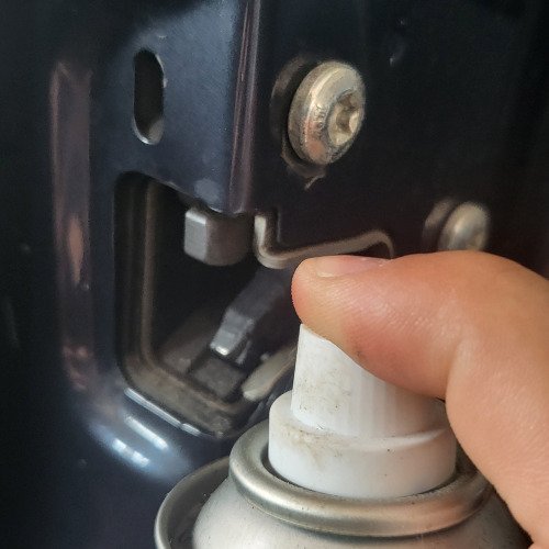 Reparare mecanism închidere ușa auto