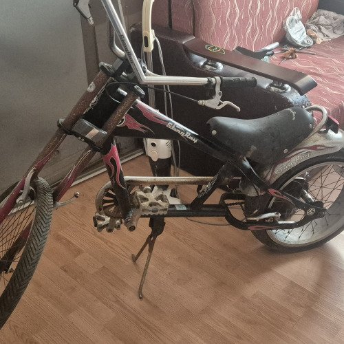 Chopper bike.